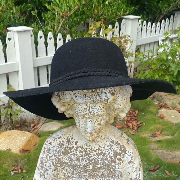 Nordstrom Phase 3 Black 100% Wool Floppy Hat with Braided Trim. EUC! - Picture 1 of 6